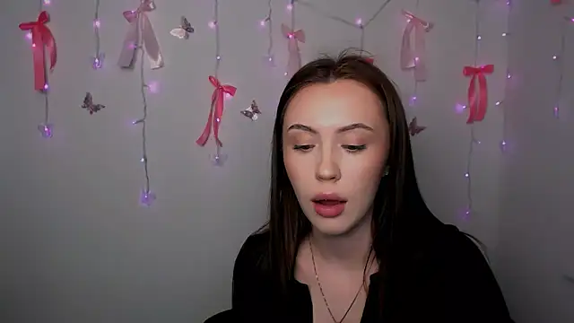 Nikonara Love online show from February 11, 4:12 pm