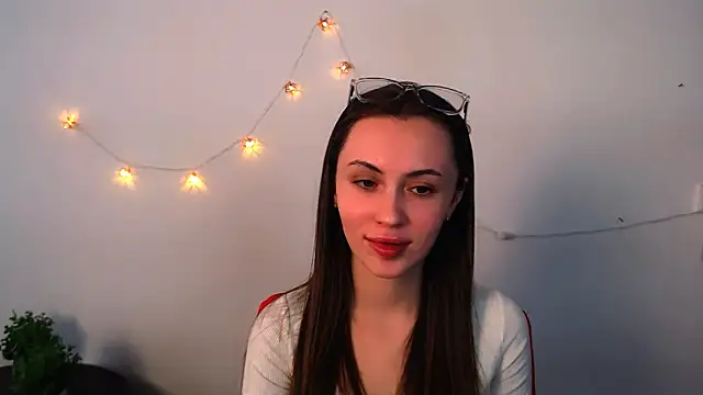 Nikonara Love online show from April 20, 8:39 am