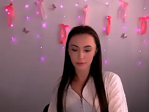 Snapshot of Nikonara_Love chatting on May 8, 11:48 am Nikonara Love online show from May 8, 11:48 am