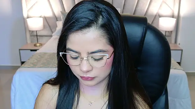 Layla Breezee online show from July 12, 11:34 am