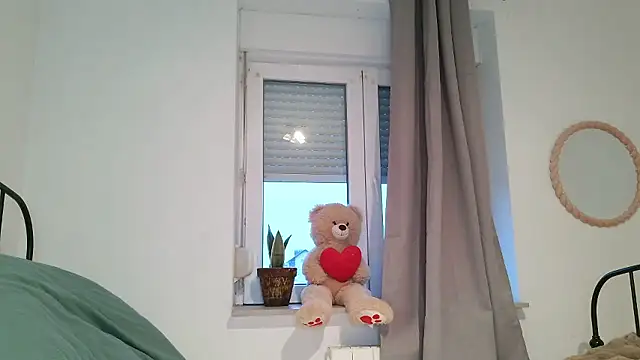 serena  vedette online show from January 18, 3:49 pm