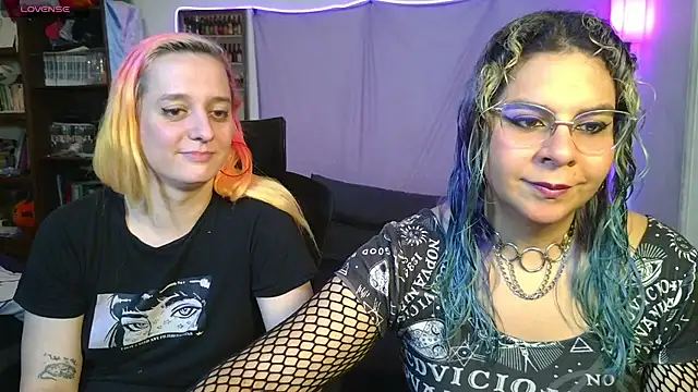 Snapshot of Evelan420 chatting on July 11, 7:05 pm Evelan420 online show from July 11, 7:05 pm