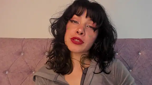 Snapshot of onix_bl4ck chatting on February 15, 1:21 am onix bl4ck online show from February 15, 1:21 am