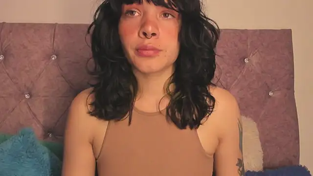 Snapshot of onix_bl4ck chatting on February 20, 8:03 pm onix bl4ck online show from February 20, 8:03 pm