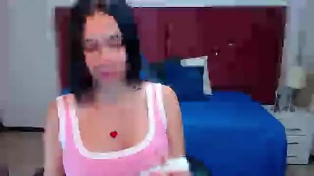 Snapshot of victoria_adams07 chatting on March 25, 8:37 pm victoria adams07 online show from March 25, 8:37 pm