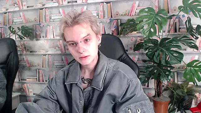 DemianEnglen online show from March 18, 8:15 pm