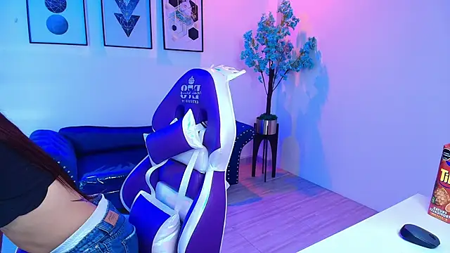 Snapshot of Charlotte_ethan chatting on March 20, 7:41 pm Charlotte ethan online show from March 20, 7:41 pm