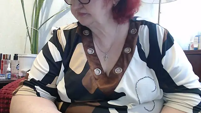 DeniseeRosea online show from April 30, 11:05 am