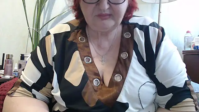 Snapshot of DeniseeRosea chatting on May 9, 7:46 am DeniseeRosea online show from May 9, 7:46 am