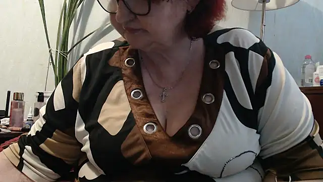 Snapshot of DeniseeRosea chatting on May 11, 2:45 pm DeniseeRosea online show from May 11, 2:45 pm