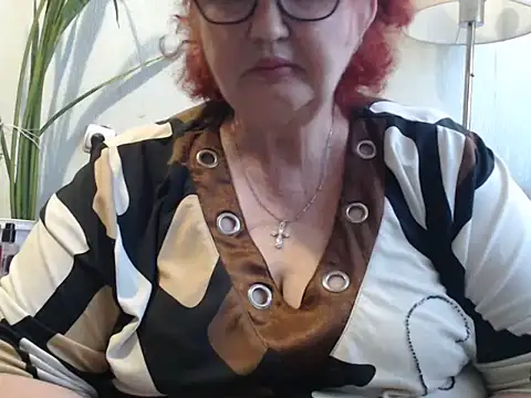 Snapshot of DeniseeRosea chatting on May 22, 12:11 pm DeniseeRosea online show from May 22, 12:11 pm