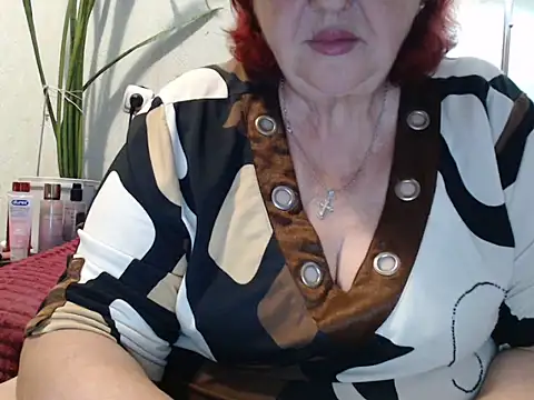 Snapshot of DeniseeRosea chatting on June 14, 12:30 am DeniseeRosea online show from June 14, 12:30 am