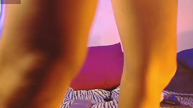 izan 20 online show from December 5, 9:18 am