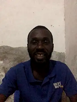 Snapshot of onewinnertee chatting on December 23, 3:15 am onewinnertee online show from December 23, 3:15 am