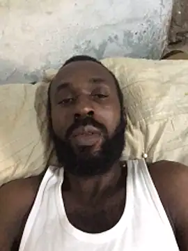 Snapshot of onewinnertee chatting on February 19, 3:19 pm onewinnertee online show from February 19, 3:19 pm