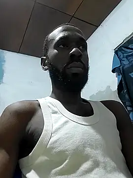 Snapshot of onewinnertee chatting on March 17, 3:00 am onewinnertee online show from March 17, 3:00 am