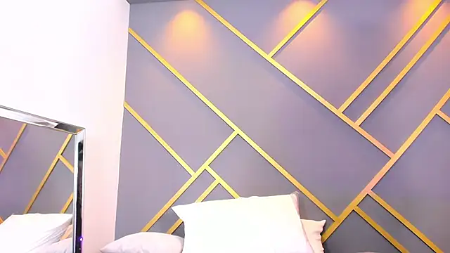 Snapshot of Alaia_Colins chatting on March 4, 7:08 am Alaia Colins online show from March 4, 7:08 am