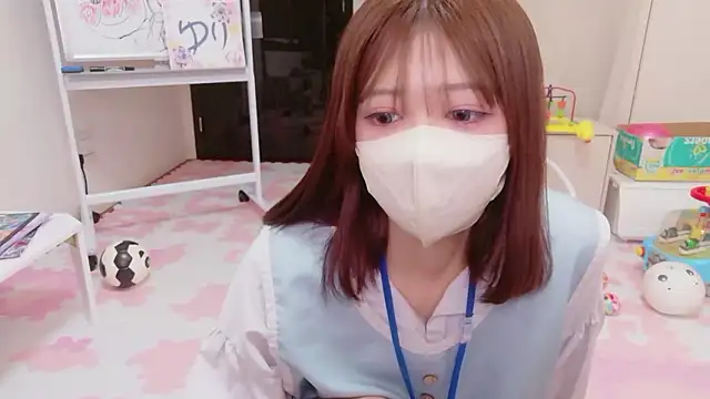 Snapshot of NA-KAREN-V8 chatting on June 10, 7:40 am NA-KAREN-V8 online show from June 10, 7:40 am