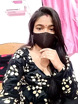 Simran-001 online show from January 28, 8:15 pm