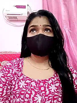 Simran-001 online show from February 15, 7:06 pm