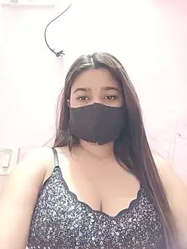 Snapshot of Simran-001 chatting on June 7, 1:15 pm Simran-001 online show from June 7, 1:15 pm