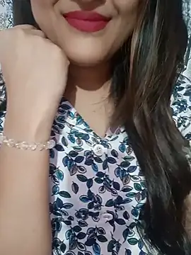 Snapshot of Simran-001 chatting on July 7, 12:42 pm Simran-001 online show from July 7, 12:42 pm