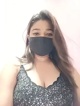 Snapshot of Simran-001 chatting on July 31, 12:37 pm Simran-001 online show from July 31, 12:37 pm