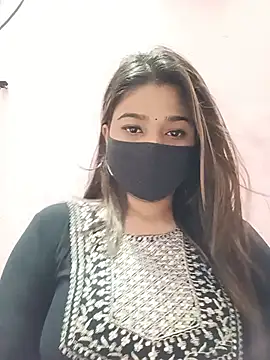 Snapshot of Simran-001 chatting on August 1, 12:15 pm Simran-001 online show from August 1, 12:15 pm