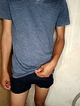 Snapshot of SexualPleasureXoXo chatting on December 4, 9:23 pm SexualPleasureXoXo online show from December 4, 9:23 pm