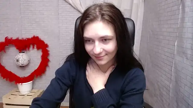 Snapshot of AmandaJi_ chatting on February 12, 7:13 am AmandaJi online show from February 12, 7:13 am