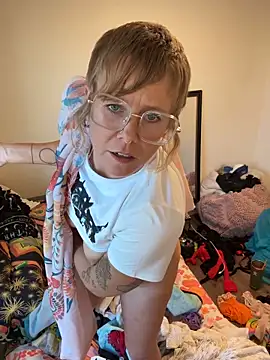 I am babydoll online show from November 4, 9:03 pm