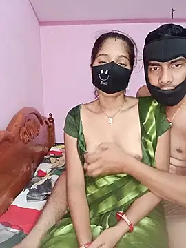 Snapshot of USHA_BHABHI chatting on June 30, 11:06 pm USHA BHABHI online show from June 30, 11:06 pm