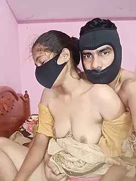 Snapshot of USHA_BHABHI chatting on July 28, 11:04 pm USHA BHABHI online show from July 28, 11:04 pm
