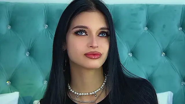 BeverlyMost online show from February 4, 6:58 pm