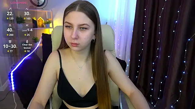 Snapshot of AureliaBliss_ chatting on March 6, 1:24 pm AureliaBliss online show from March 6, 1:24 pm