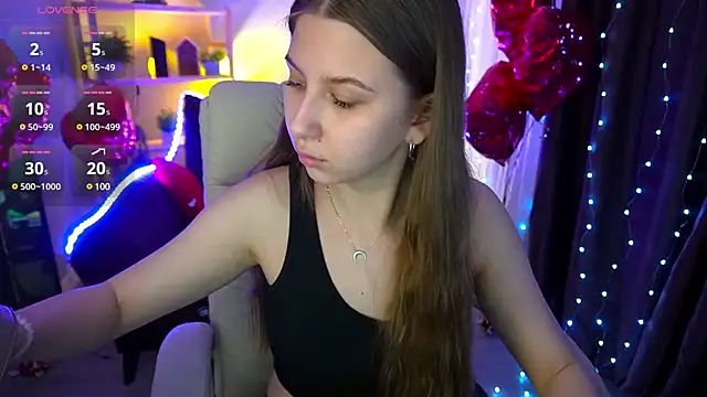 Snapshot of AureliaBliss_ chatting on March 14, 4:19 pm AureliaBliss online show from March 14, 4:19 pm