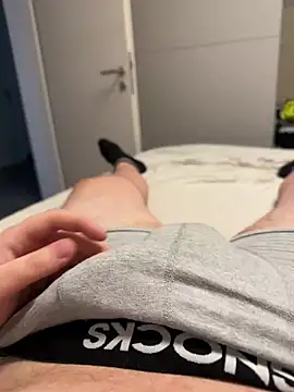 Snapshot of BWC_BigBoy chatting on February 10, 7:47 am BWC BigBoy online show from February 10, 7:47 am