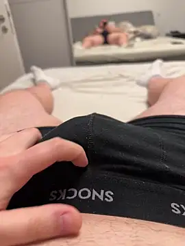 Snapshot of BWC_BigBoy chatting on February 12, 4:44 pm BWC BigBoy online show from February 12, 4:44 pm