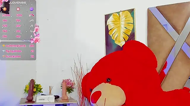 Snapshot of Stela__Gs chatting on February 11, 7:38 pm Stela Gs online show from February 11, 7:38 pm