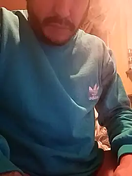 Snapshot of wapo100x100 chatting on February 10, 7:17 pm wapo100x100 online show from February 10, 7:17 pm