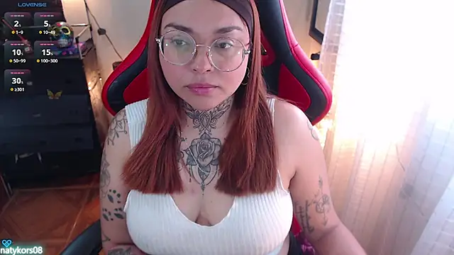 natyk m online show from March 15, 4:46 pm