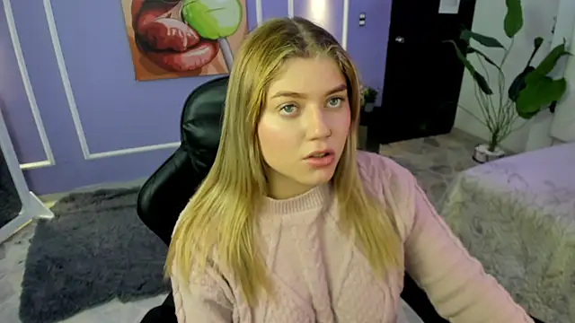 alaia greyy online show from November 8, 1:33 pm