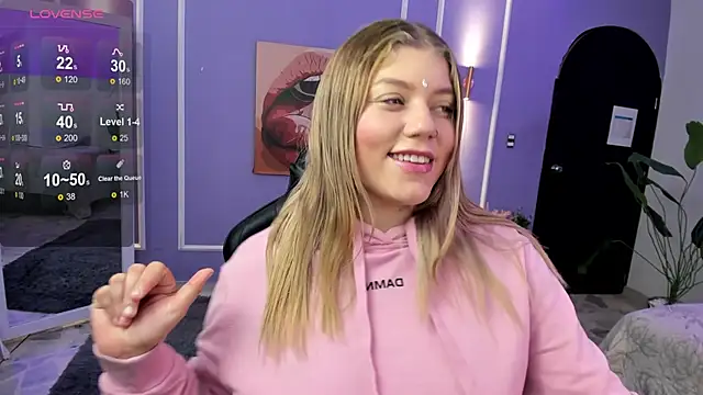 alaia greyy online show from November 10, 12:37 pm