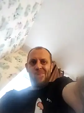 MaxDevilWhite online show from March 14, 6:52 am