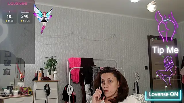 Soffya Soy online show from November 23, 1:11 pm