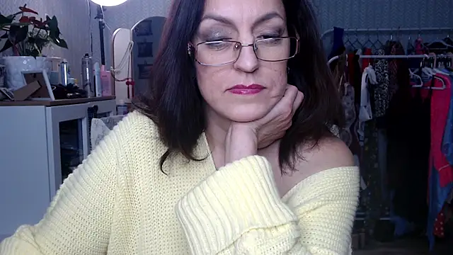 Soffya Soy online show from March 1, 8:22 pm