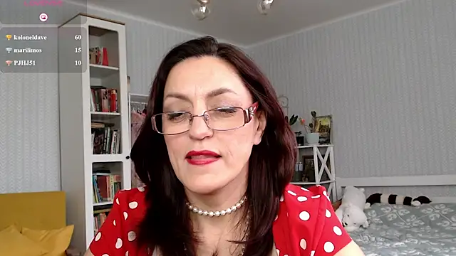 Soffya Soy online show from April 30, 6:53 am