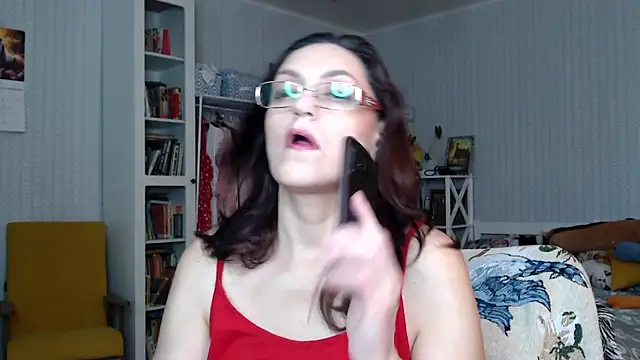 Snapshot of Soffya_Soy chatting on May 12, 8:55 am Soffya Soy online show from May 12, 8:55 am