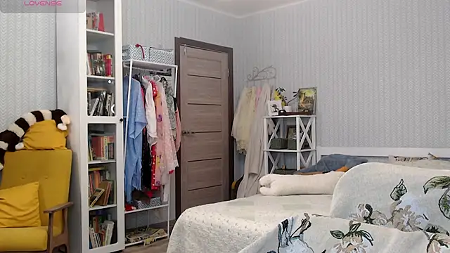 Snapshot of Soffya_Soy chatting on June 14, 6:54 pm Soffya Soy online show from June 14, 6:54 pm