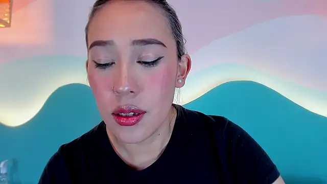 Lannajansen online show from December 5, 3:09 pm